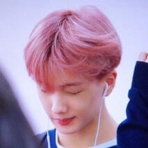 jisung strawberry